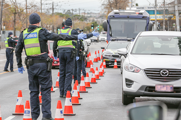 Article image for ‘Ring of steel’ surrounds city as Melburnians wake to second lockdown