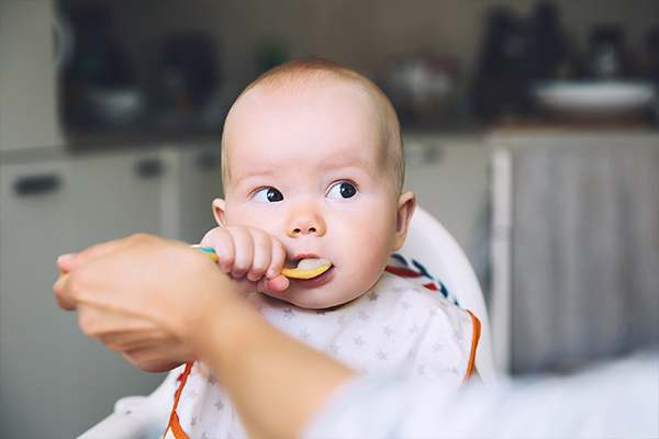 Article image for How store-bought baby food may be contributing to Australia’s high rate of food allergies