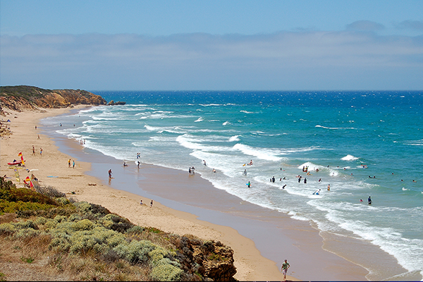 Article image for Great Ocean Road braces for expected influx of schoolies