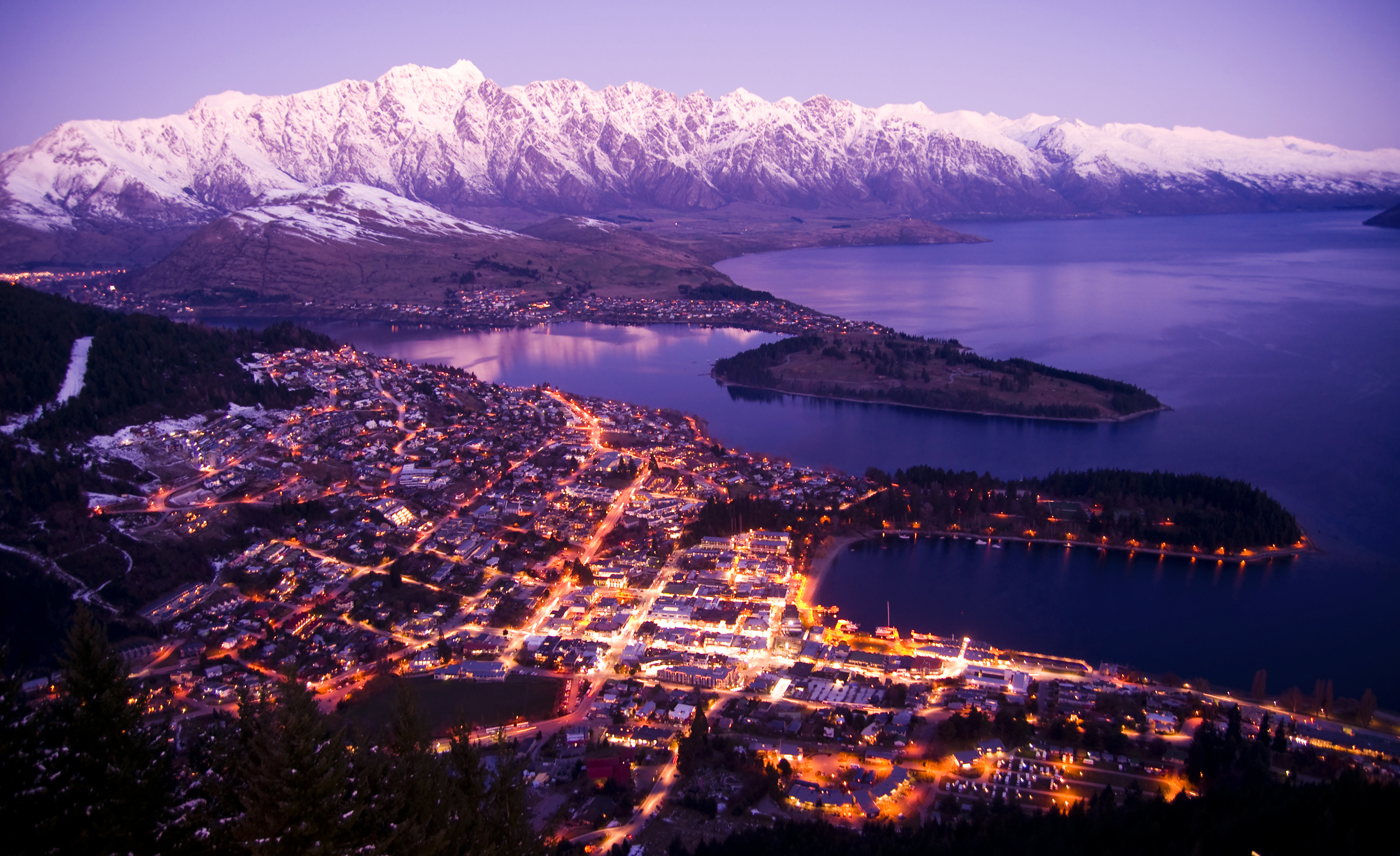 Article image for ‘We’d love you back!’: Queenstown rolls out the welcome mat to Aussies
