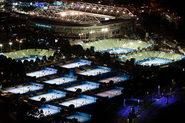 Article image for Leading public health expert makes urgent call for Australian Open to be postponed