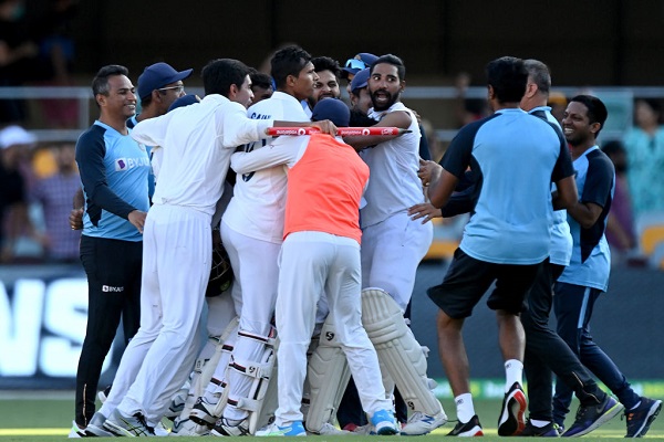 Article image for India record famous victory over Australia to retain Border-Gavaskar trophy
