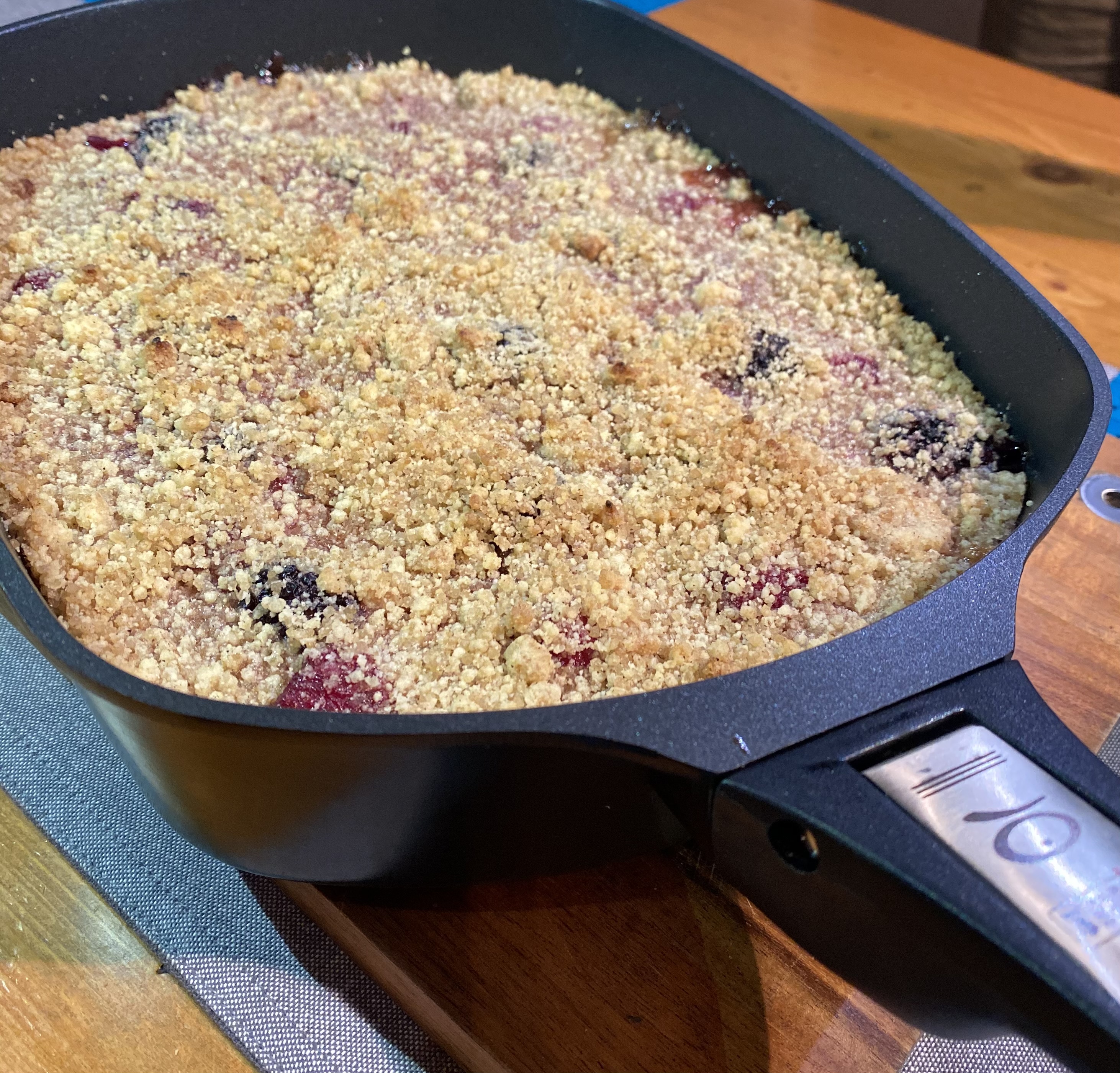 Article image for Geoff Maddern’s recipe for apple and mixed berry crumble