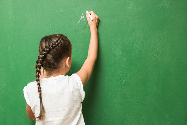 Article image for Why there are calls for chalk and slates to return to the classroom