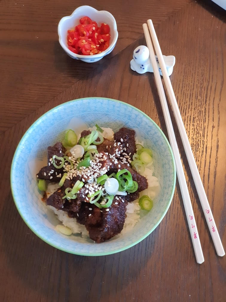 Article image for Dining with Den – Crispy Honey Chilli Beef