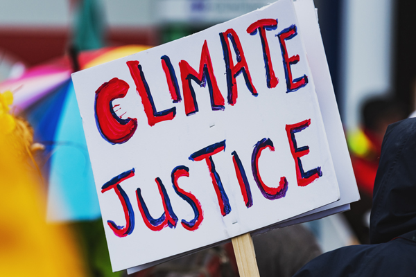 Article image for Extinction Rebellion protesters hit the streets of Yarraville