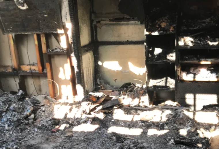 Article image for Journalist recalls near-death house fire experience