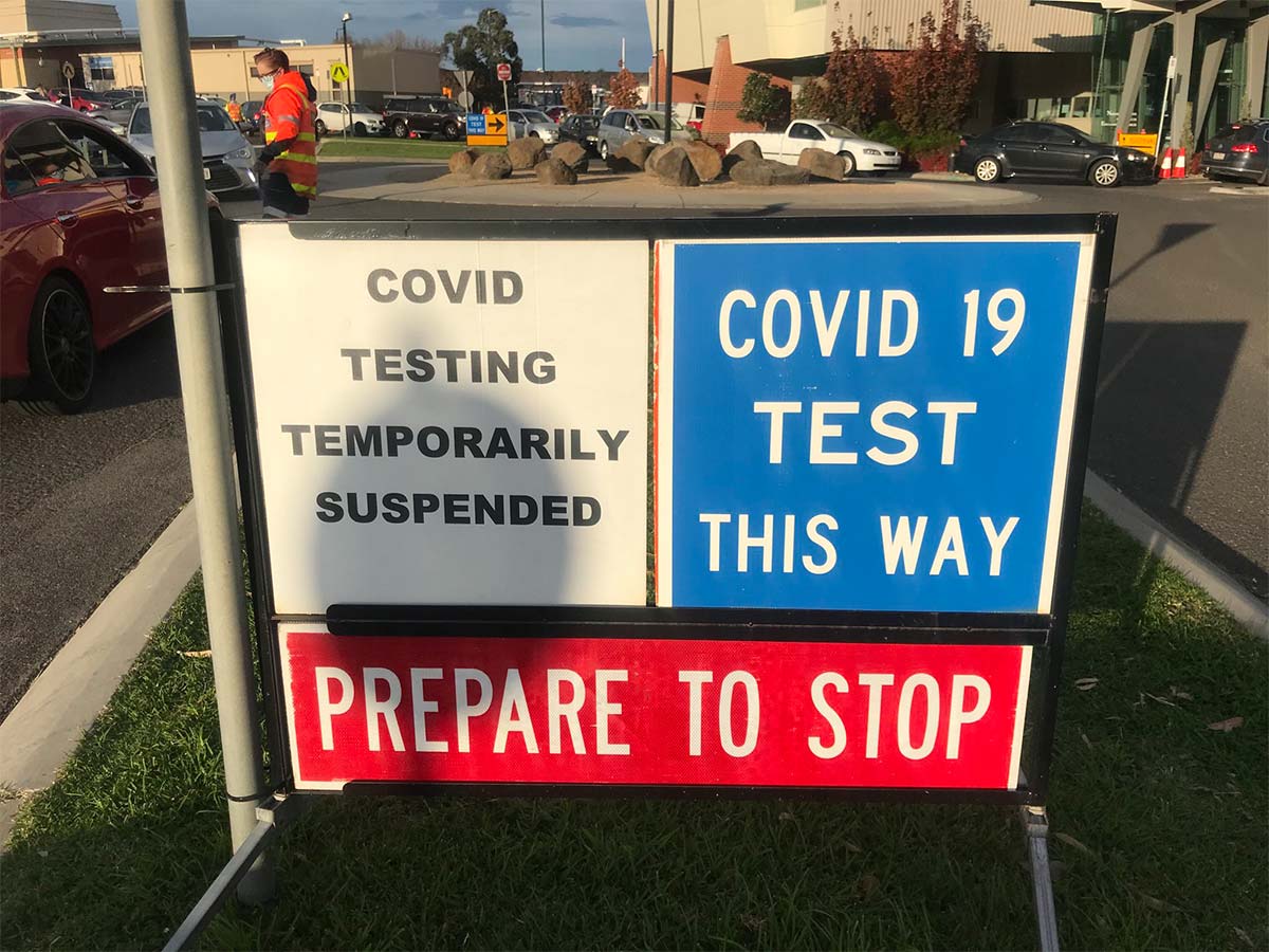 Article image for COVID-19 testing wait times blow out as demand surges