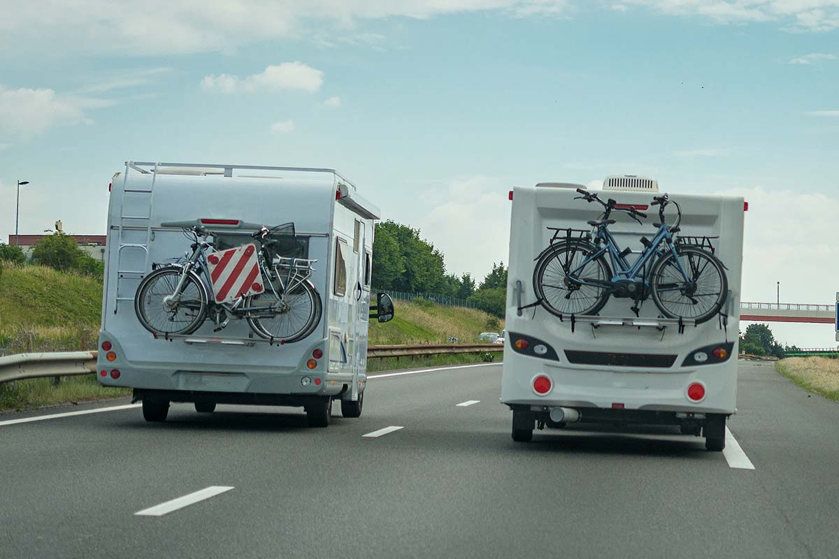 Article image for Wodonga pensioners stranded in NSW after stopping on 1000 kilometre journey