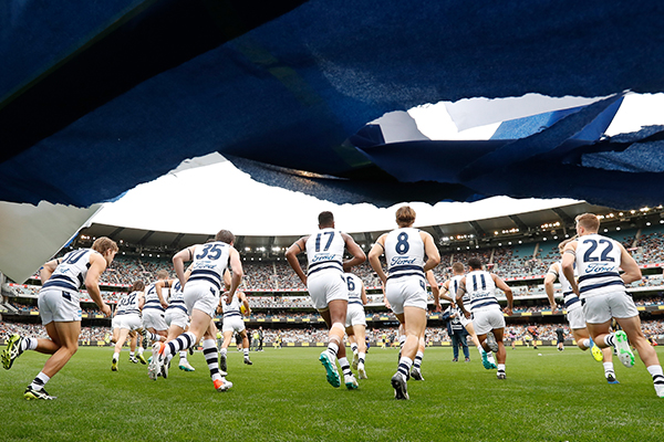 Article image for Geelong cheer squad left upset and asking for answers over banner decision