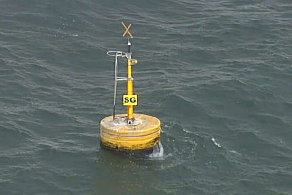 Article image for Twenty hours in Port Phillip: Man rescued after jumping from oil tanker