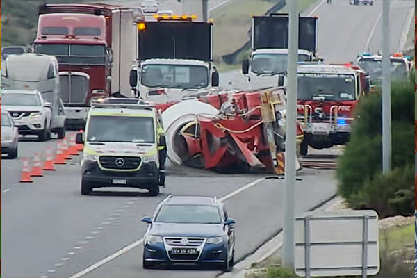 Article image for ‘A real mess’: Concrete truck rollover closes Peninsula Link south-bound