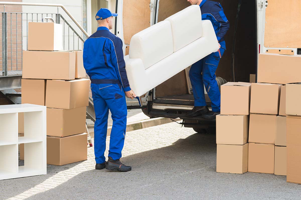 Article image for CONFIRMED: Ban on removalists entering Victoria from red zones