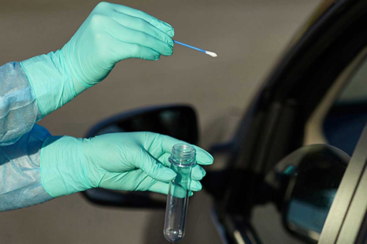 Article image for Push to open 24 hour COVID-19 testing clinics as wait times blow out