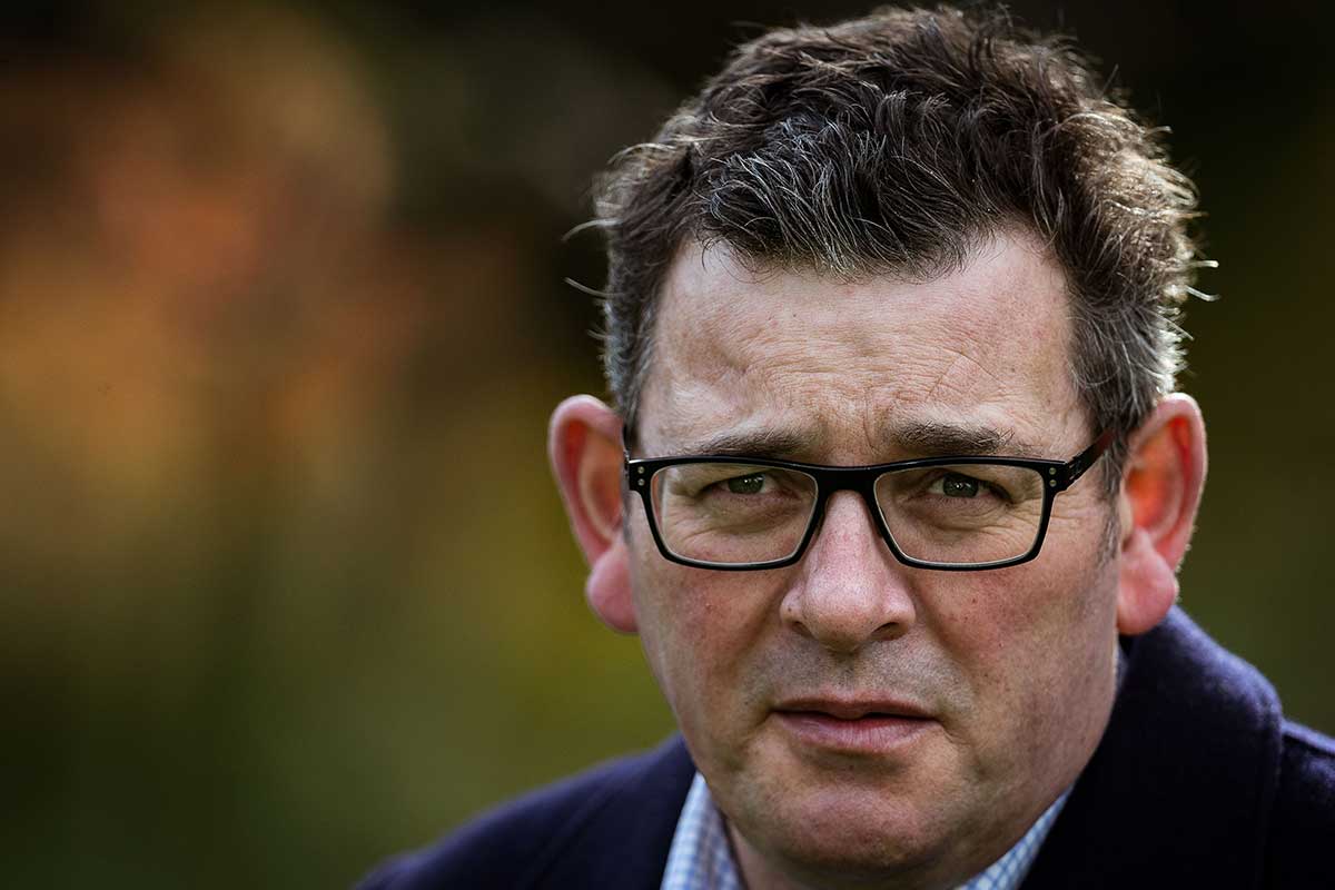 Article image for Daniel Andrews announces new vaccination target for Victoria