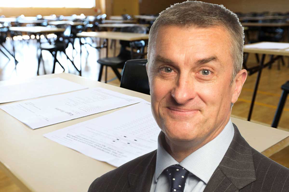 Article image for Why Tom Elliott feels ‘so sorry’ for VCE students