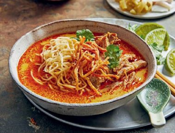 Article image for Dining with Den – Slow-cooker Chiang Mai Noodle Soup by Marion Grasby