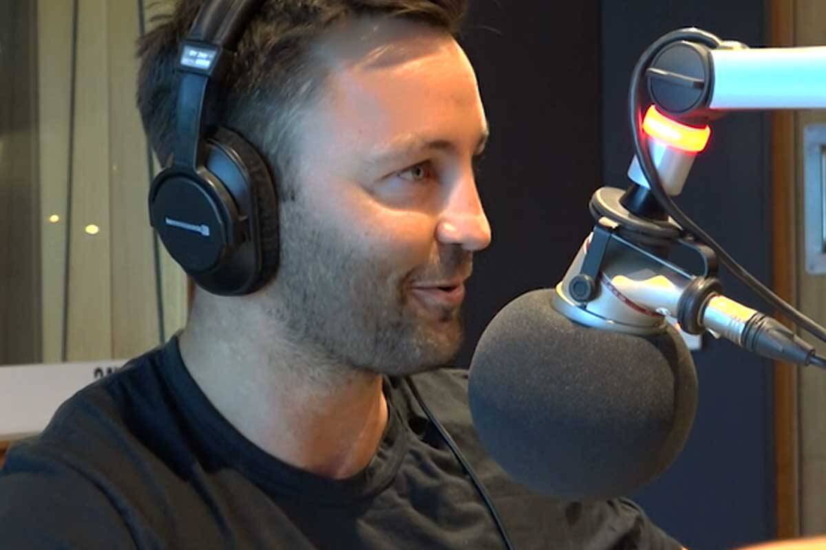 Article image for Jimmy Bartel humorously sums up journalists’ topics for each round of the season!