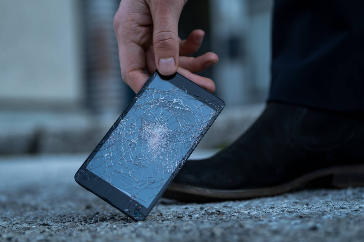 Article image for Chemical engineers may have created an indestructible phone screen