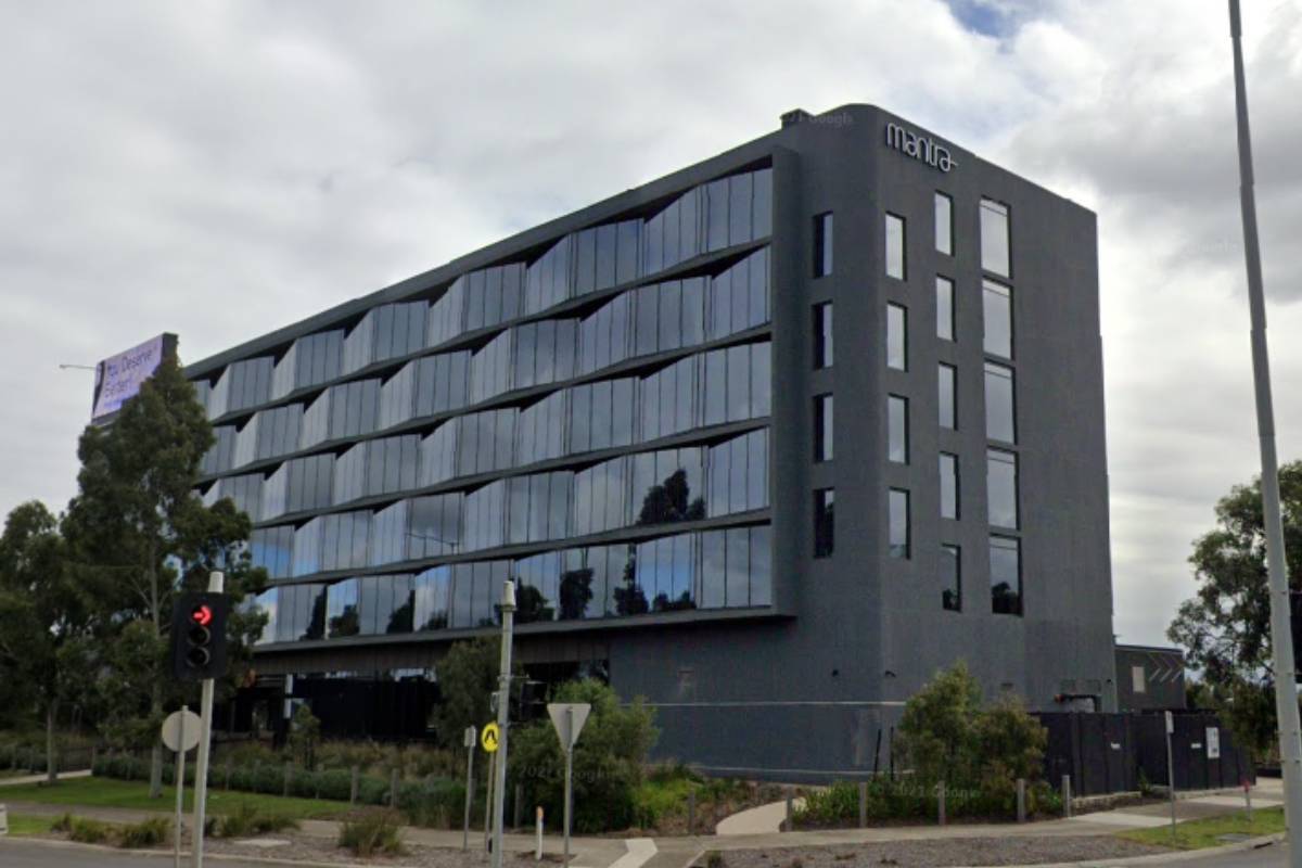 Article image for Two Melbourne quarantine hotels to become medi-hotels for COVID patients