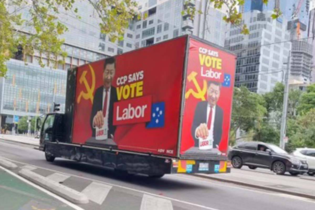 Article image for ‘Dirty trick’: Truck emblazoned with ‘CCP says vote Labor’ spotted in Melbourne