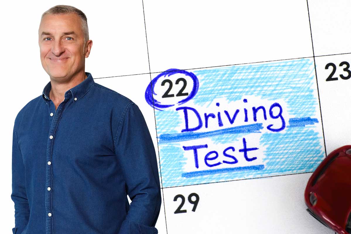 Article image for Tom Elliott backs push for controversial change to licence system