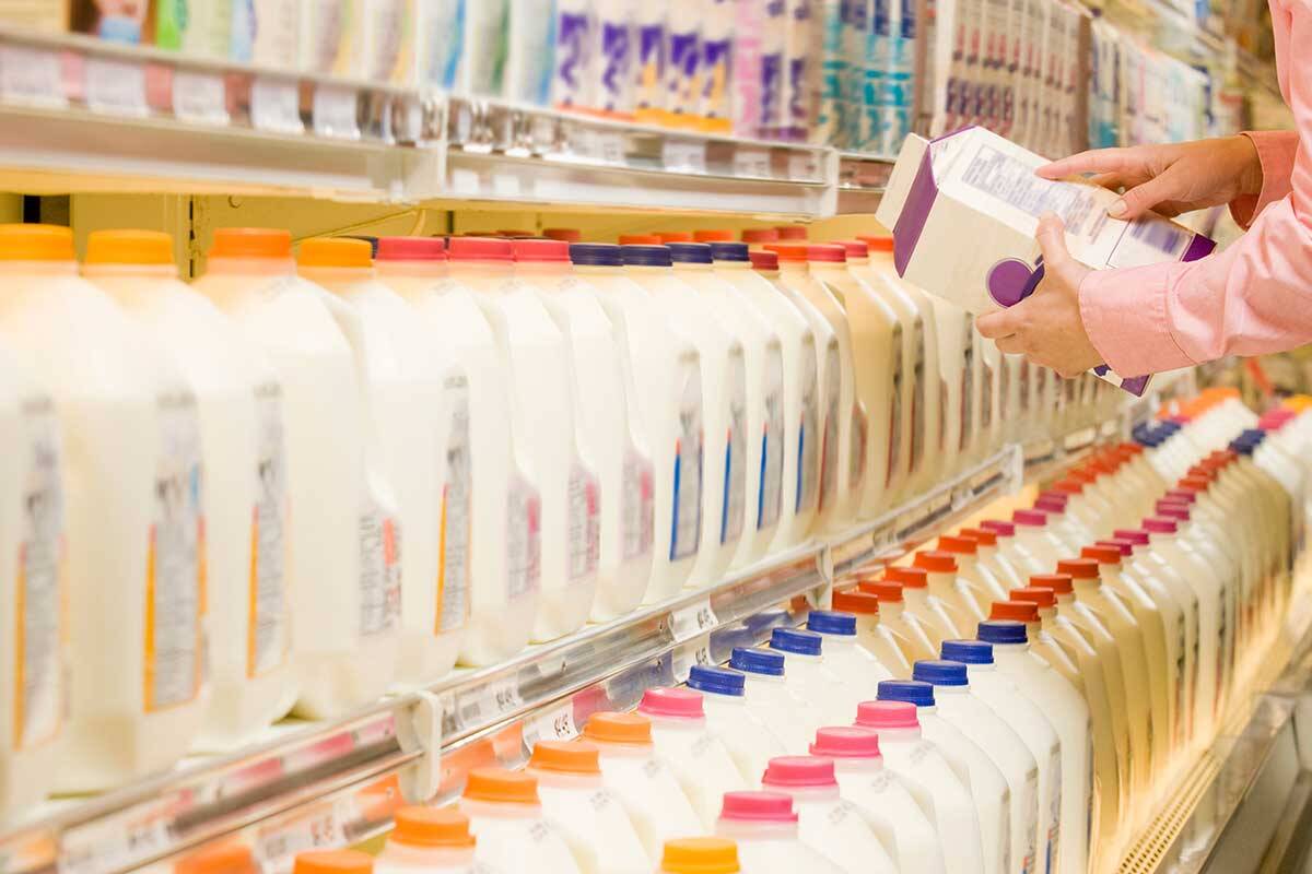 Article image for Dairy farmers issue grim warning to Australians about costs and supply