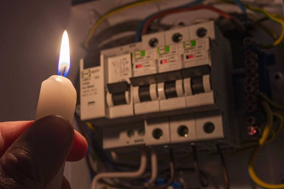 Article image for Homes left in darkness due to ‘unplanned’ power outage in Melbourne’s inner north-west