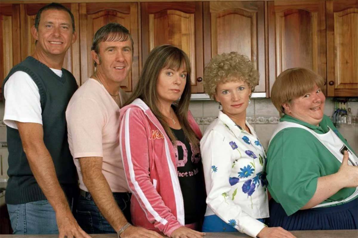 Article image for Kath & Kim cast reunite to film anniversary special