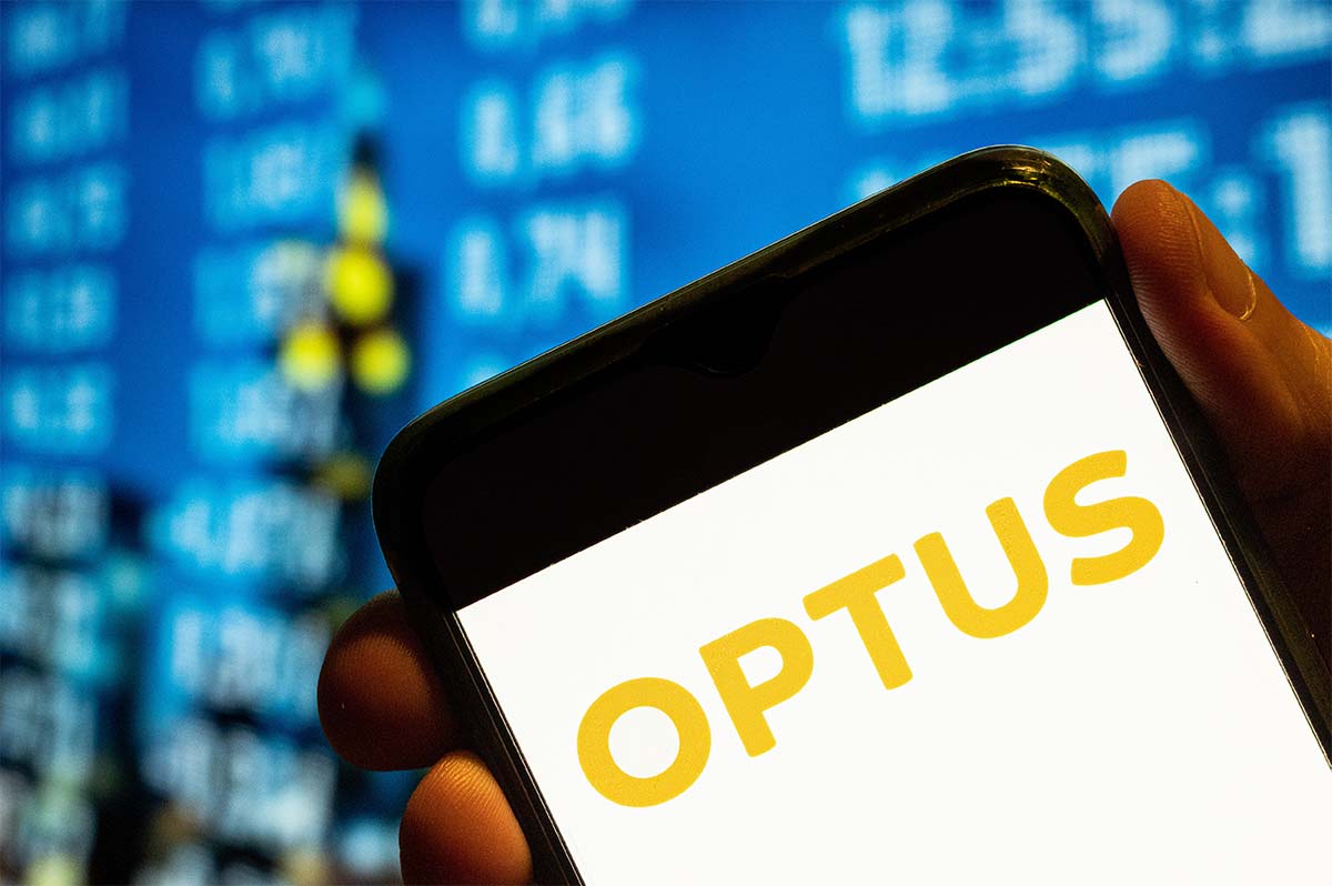 Article image for Cybersecurity expert warns Optus hack may cost lives