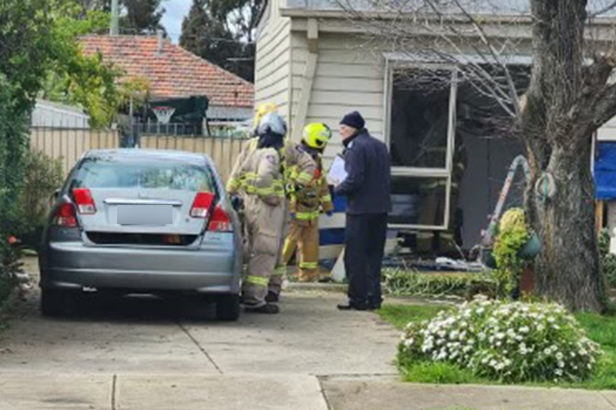 Car crashes into Glenroy house