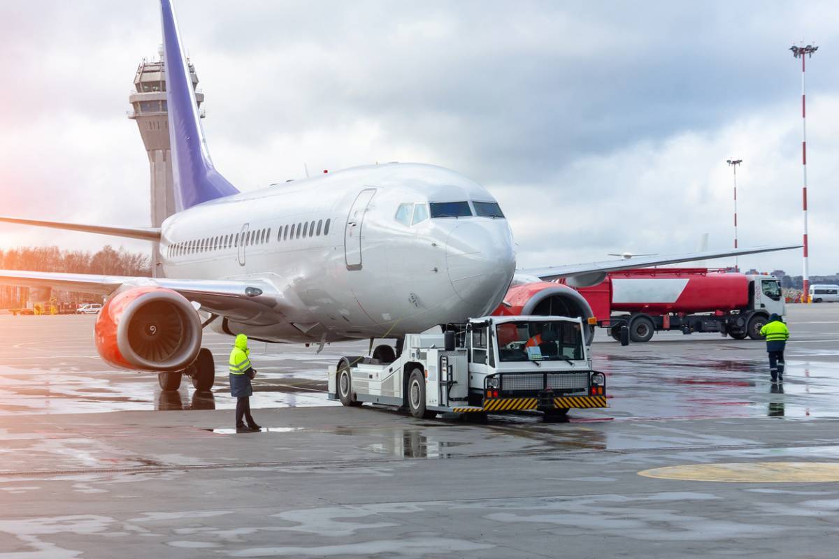 Article image for Airport ground workers set to strike next week over pay and working conditions