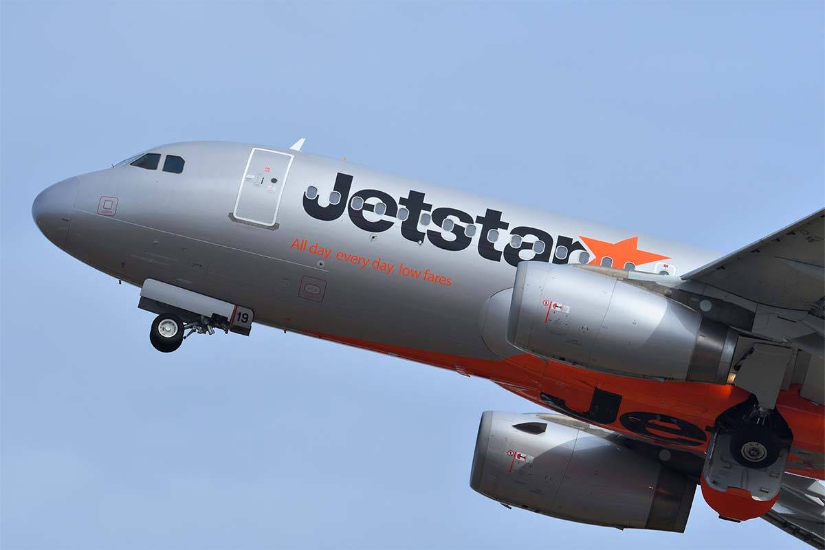 Article image for Jetstar customer blasts airline for lack of communication