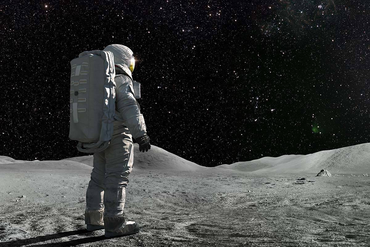 Article image for NASA official claims astronauts will be living and working on the moon by 2030