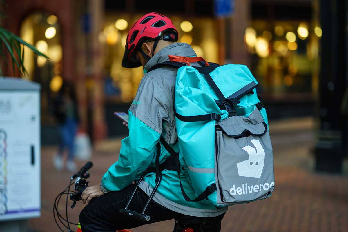 Article image for Transport Workers Union rips into Deliveroo after it suddenly withdrew from Australia