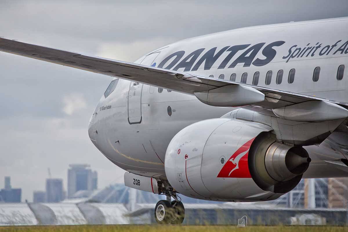 Article image for Retired pilot shares thoughts on recent Qantas issues in the air