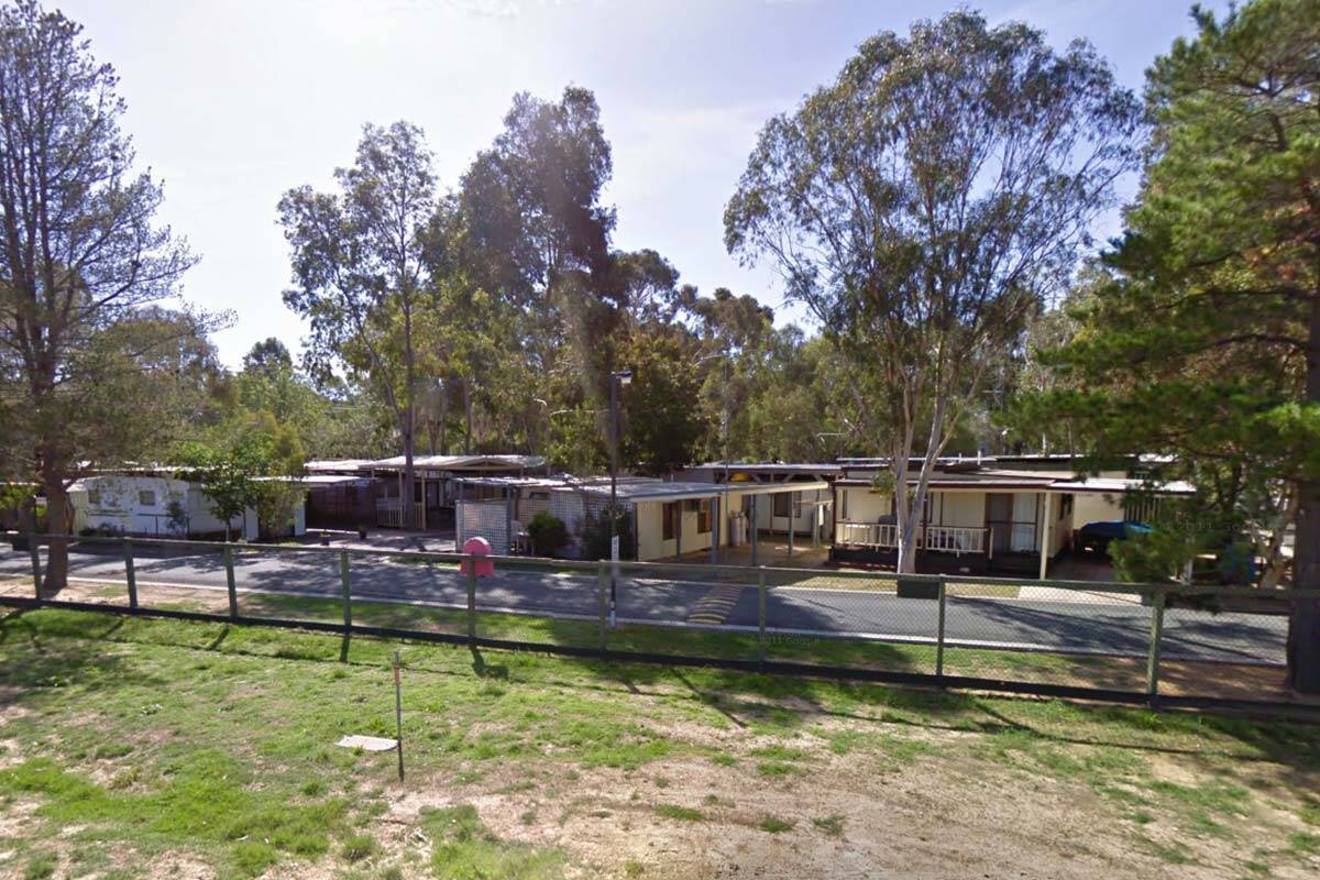 Article image for Annual site holders booted from Echuca caravan park