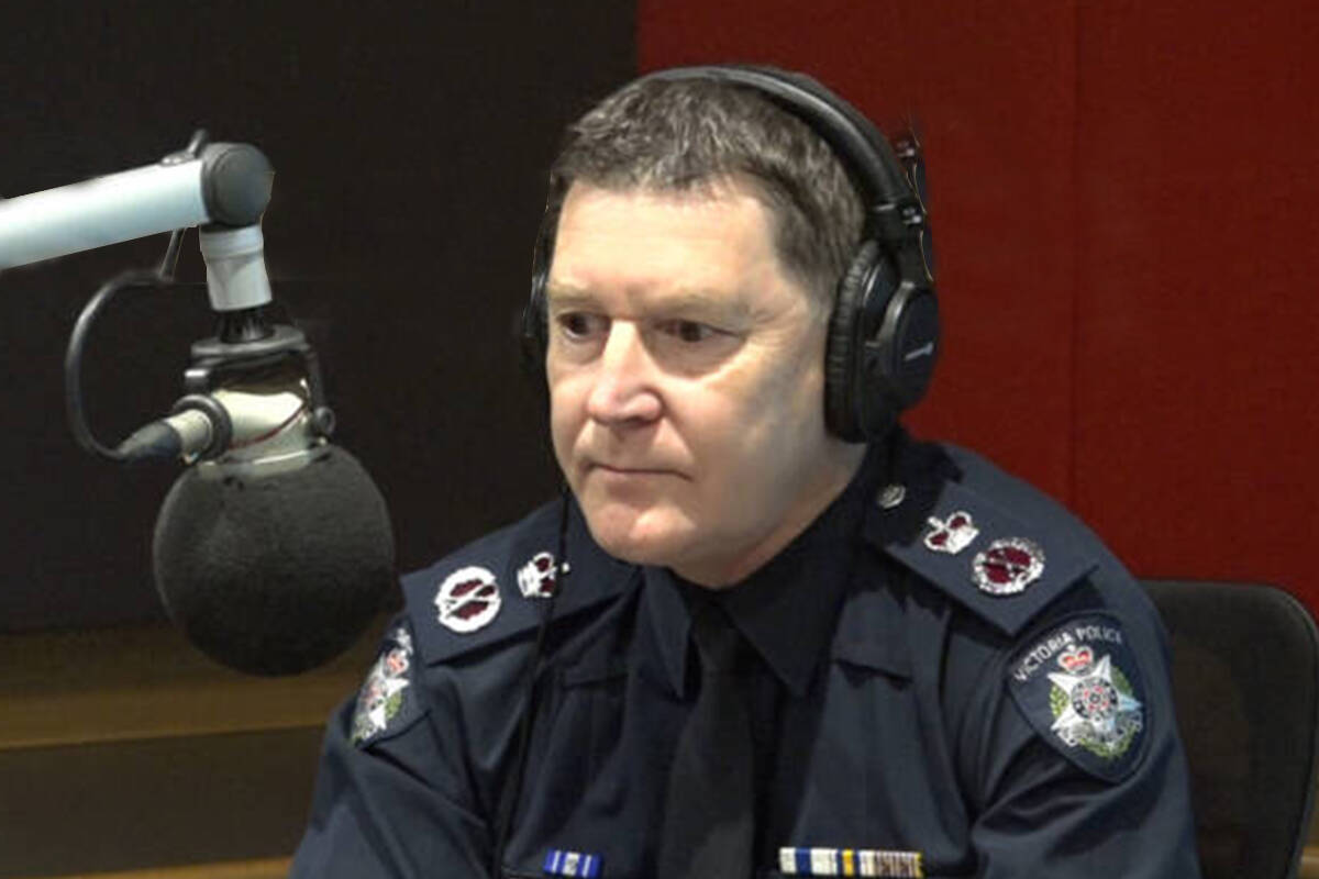 Article image for Top cop insists standards ‘won’t be lowered’ as police reach out to 40,000 failed applicants