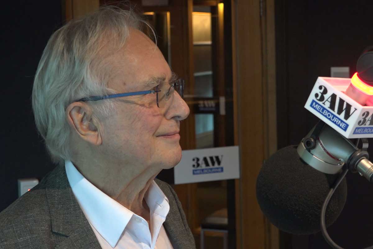 Richard Dawkins joins Tom Elliott in studio on 3AW