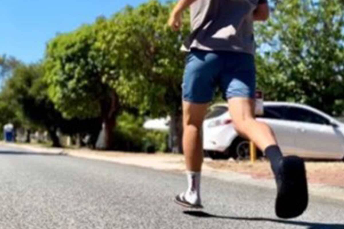 Article image for Why Sam Hensen-Thompson is running a marathon in his thongs