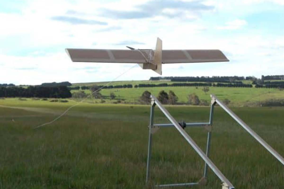 Article image for Australian drones made from cardboard and rubber bands helping Ukrainian soldiers