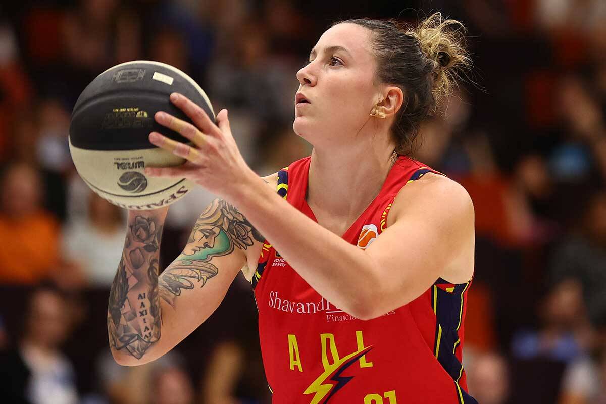 Article image for Australian basketballer addresses angst over transgender athletes