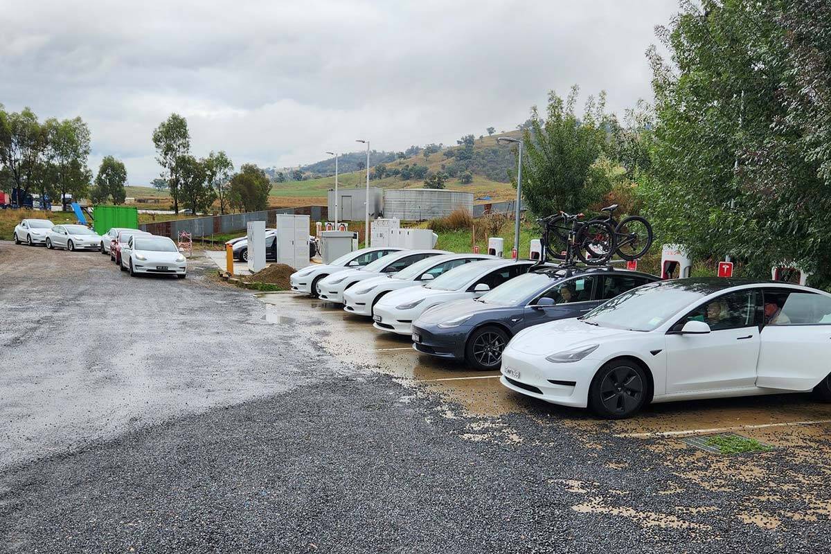 Article image for Easter weekend photo sparks concern over Australia’s electric vehicle future