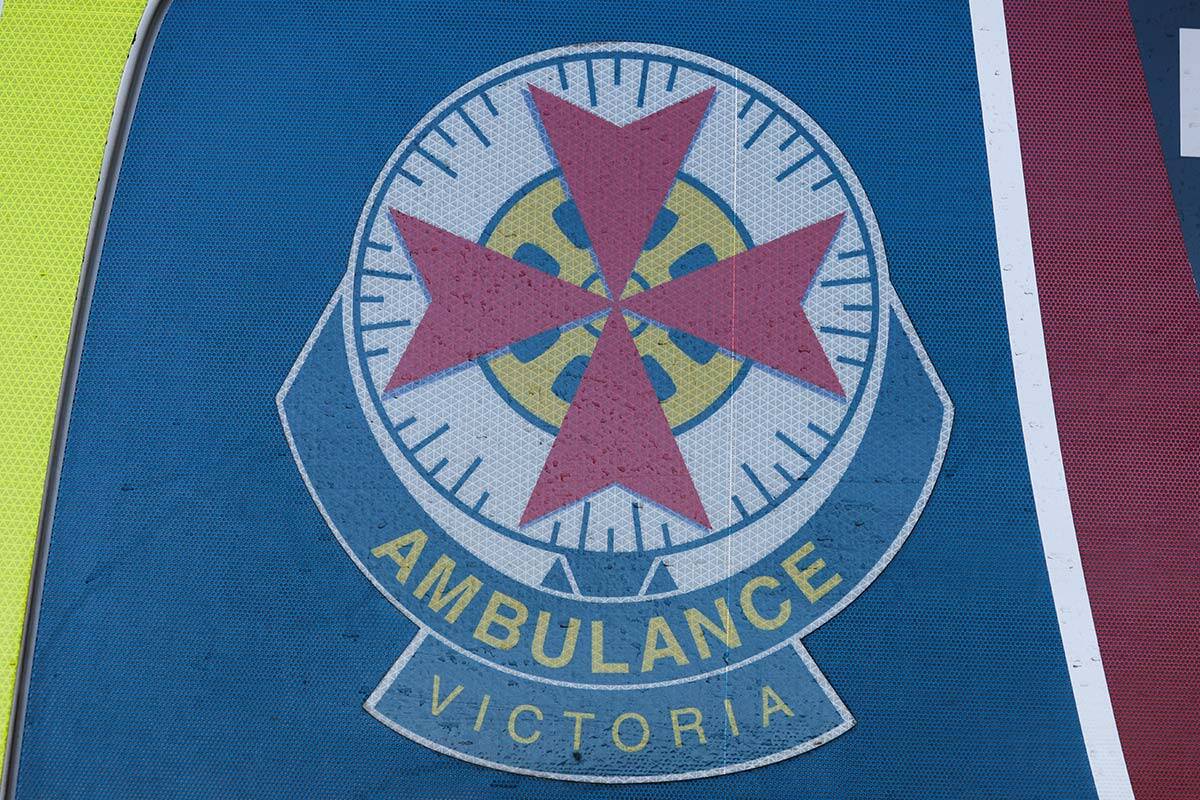 Article image for Veteran paramedic retires after 25 years
