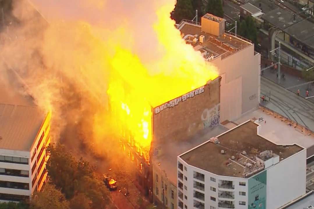 Massive blaze engulfs seven-storey Sydney building