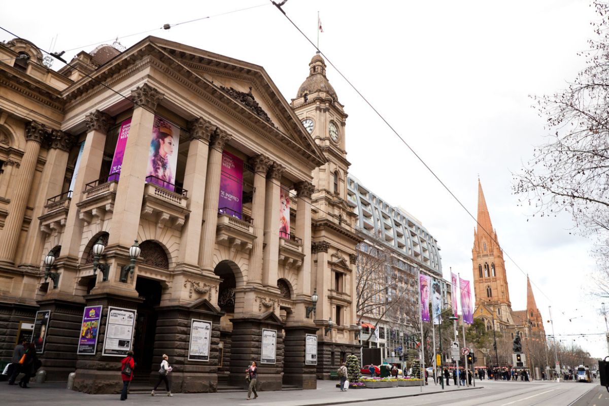 Calls for the City of Melbourne to cut sister city ties with St Petersburg