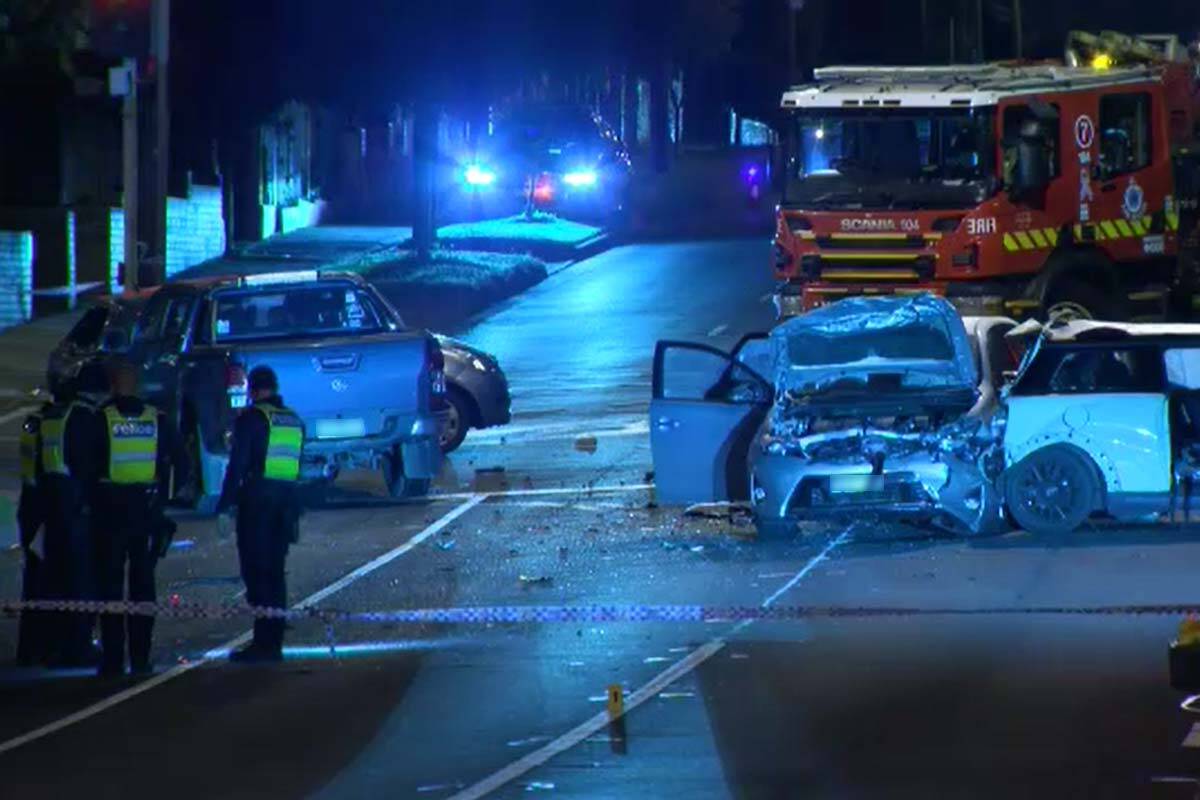 Article image for Woman killed and two others seriously injured in horror Reservoir crash