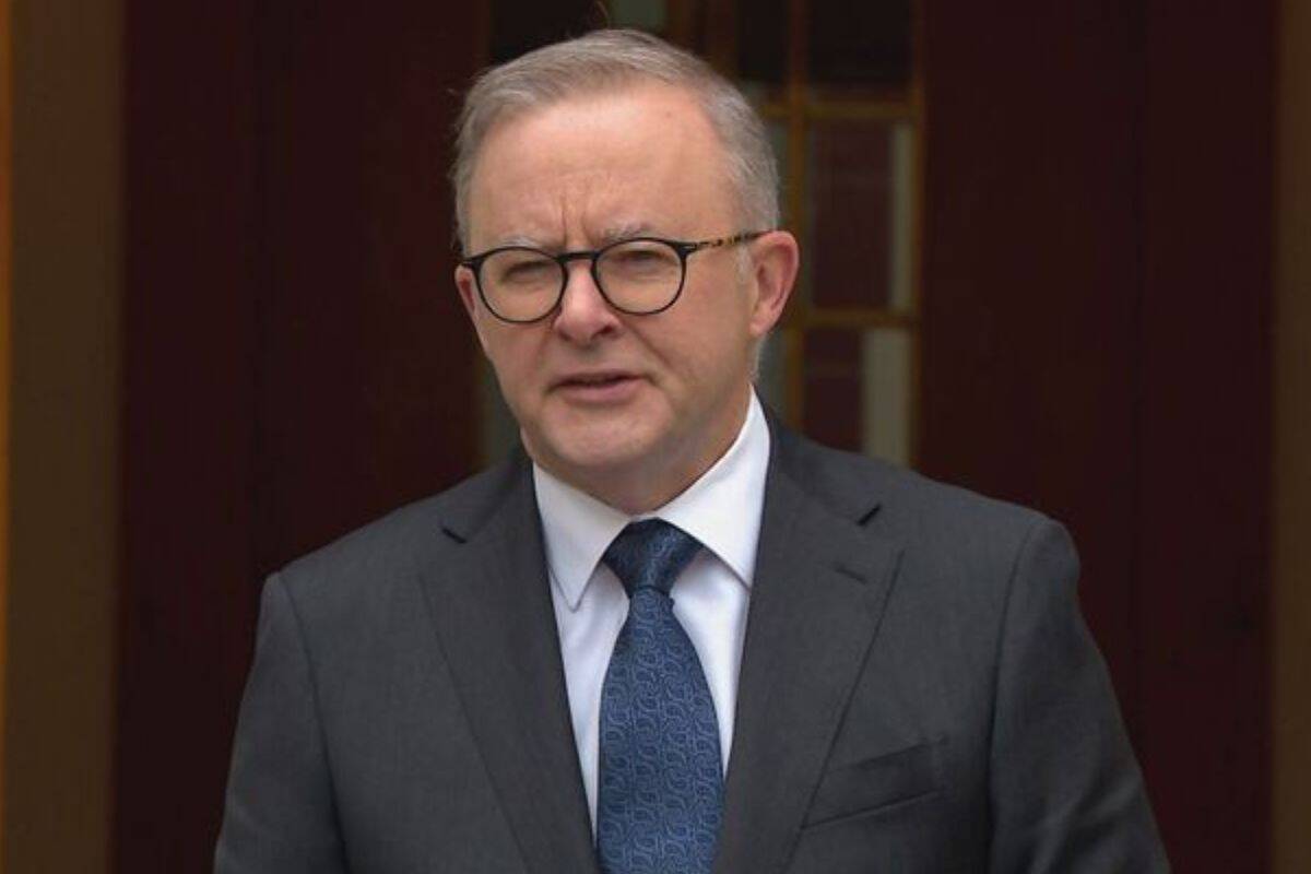 Article image for Prime Minister Anthony Albanese delivers emotional statement on fatal Hunter Valley bus crash