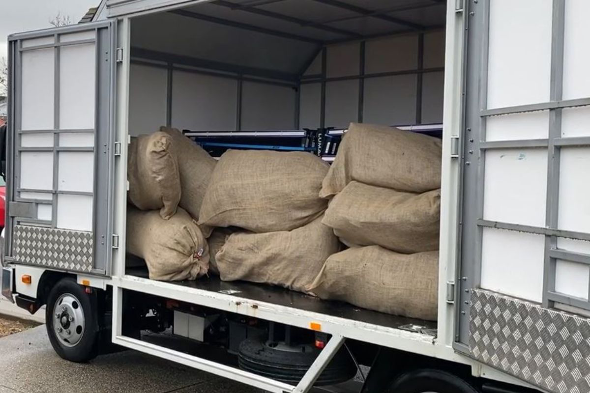 Police seize a tonne of cannabis linked to the Albanian mafia in ...