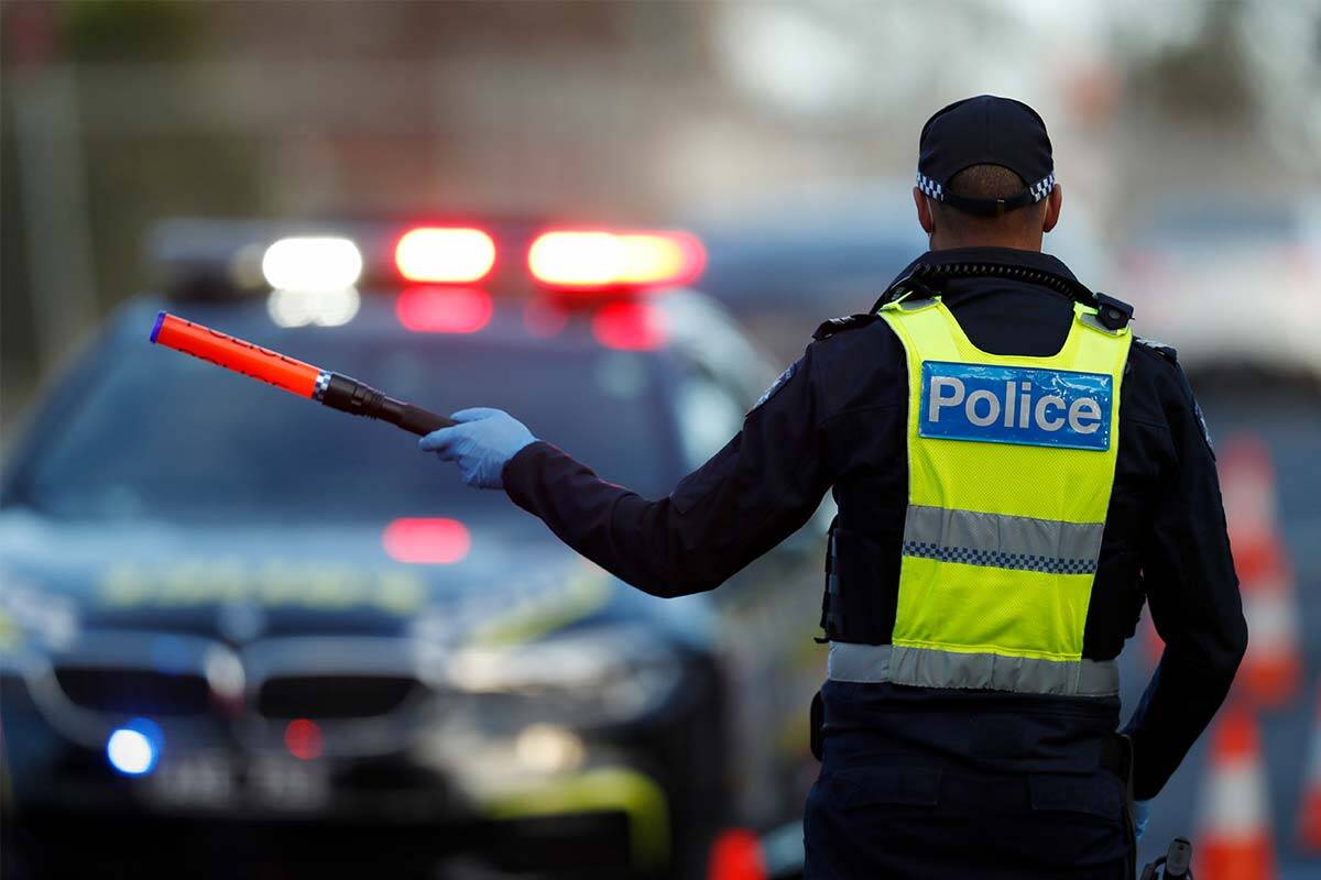 Article image for Police warn Victorians over ‘dumb’ behaviour